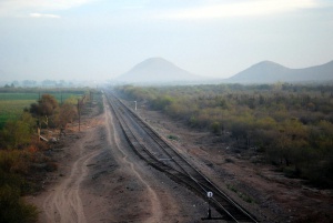 Влак помете 14 имигранти в Македония