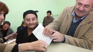 Мустафа Акинджи е победителят в президентските избори в Северен Кипър