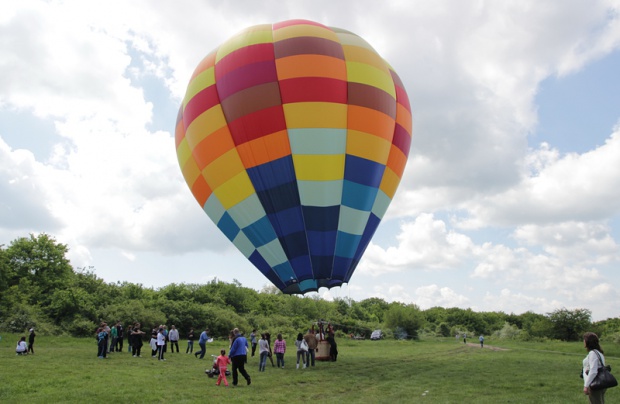 Община Шумен регистрира летателния си балон