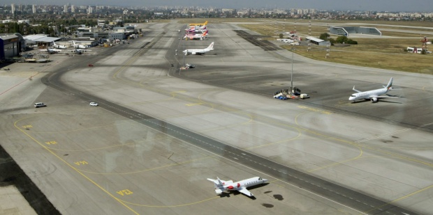 Заплес приземил президентския фалкон