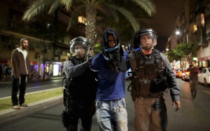 Кървави сблъсъци между полиция и етиопски евреи в Тел Авив, десетки ранени (Видео)