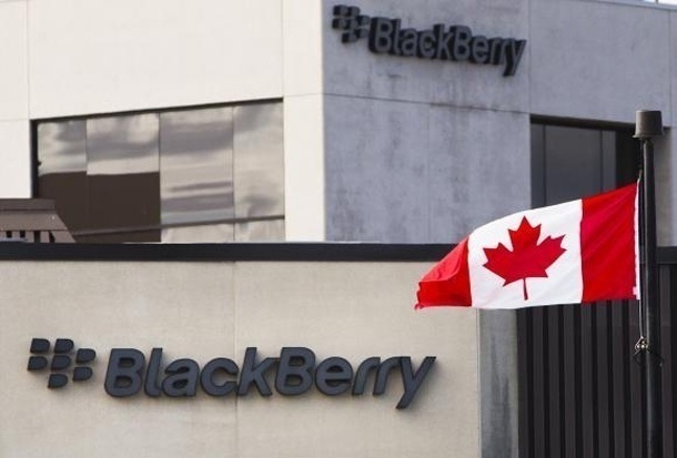 Apple обмисля изкупуване на BlackBerry, твърди слух