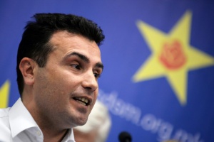 Заев все пак склони - ще има лидерска среща в Македония
