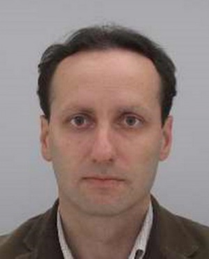 Полицията издирва 43-годишния Апостол Чопов