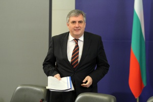 Калфин очаква решение за пенсионната реформа до сряда