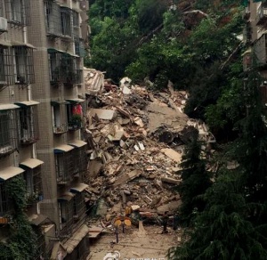 9-етажна сграда се срина в Китай