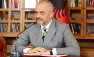 Албания не иска Македония в НАТО, нарушавала човешки права