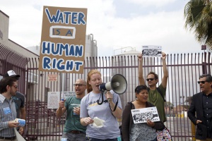 Сушата в Калифорния: Налагат още ограничения на водните ресурси
