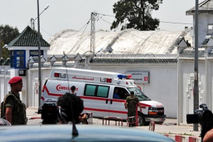 Войник уби трима свои колеги и рани други 15 в Тунис
