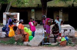 Чудовищните горещини отнеха живота на близо 1200 души в Индия