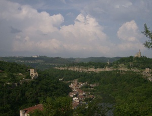 Азербайджан дарява 1,2 млн. лева за реставрация на „Трапезица“