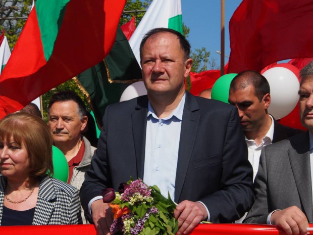 Миков: Имаме всички основания да празнуваме и Деня на Европа, и Деня на Победата