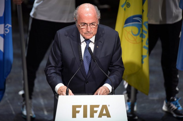 Ще издържи ли Сеп Блатер този скандал във ФИФА?