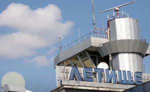 Турски самолет кацна аварийно на летище "София"