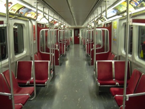 Евакуираха 125 хил. души от метрото в Торонто