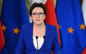 Оставки на министри заваляха в Полша заради скандал с подслушване