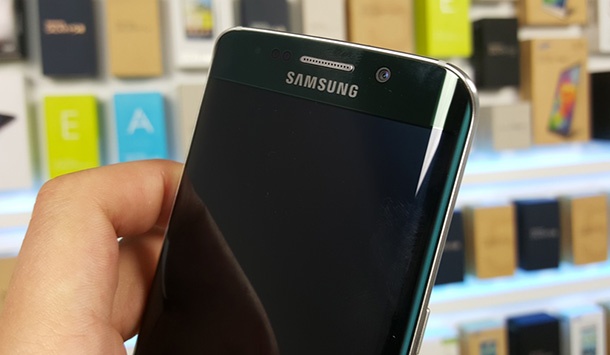 Samsung Galaxy S6 edge Plus ще е с двустранно извит 5.7” дисплей