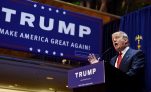 Предизборни страсти в САЩ: Тръмп нарече Хилари "жалка"