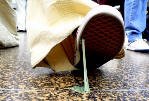 Нови мерки в София: 15 лева глоба за изплюта дъвка