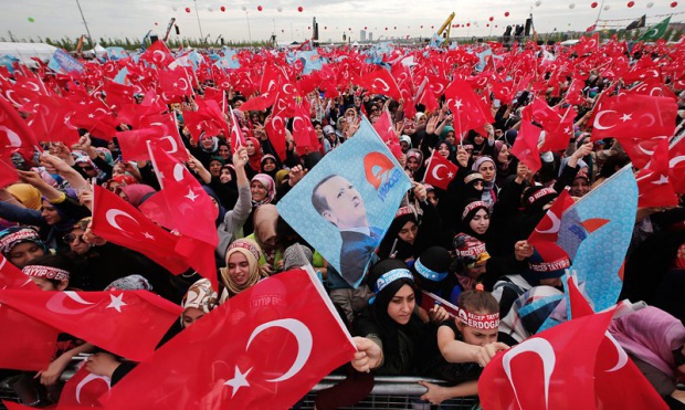 Хеликоптери и бронирани автомобили ще пазят реда по време на изборите в Турция