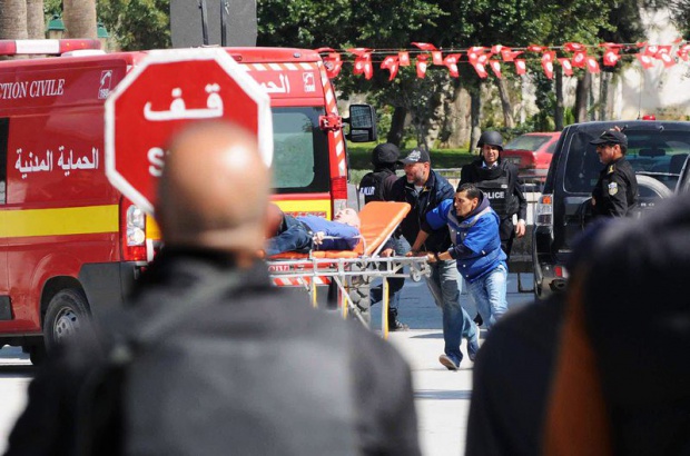 Влак и ТИР се сблъскаха в Тунис, има загинали
