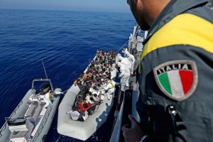 137 000 мигранти са прекосили Средиземно море през 2015 г.