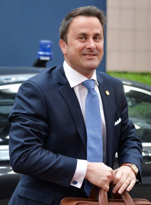 Бетел: Гърция в еврозоната, Великобритания в ЕС