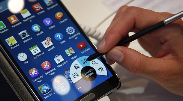 В Китай съдят Samsung и Oppo заради инсталираните приложения в смартфоните им