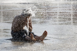 Близо 200 000 души у нас остават без вода през лятото