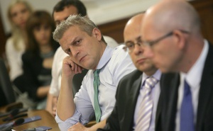 Депутатите одобриха предложените от Москов промени