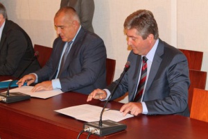 Днес Борисов преговаря с Първанов