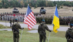 Наши военни участват в маневри на НАТО в Украйна