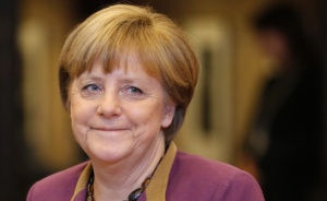 Меркел призова Турция да не прекратява мирния процес с кюрдите