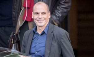 Съдят Варуфакис за хакерство?