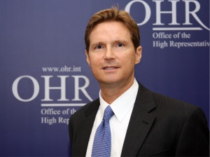 Родерик Мур поема временно американското посолство в София