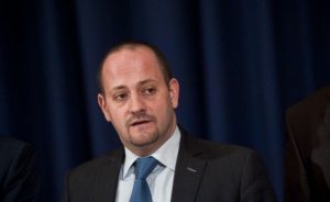 Пропукване в коалицията: Кънев говори за предсрочни избори