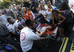 Шест души са намушкани с нож на гей парад в Йерусалим (СНИМКИ)