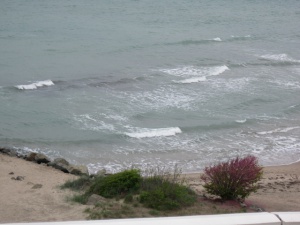 Труп на мъж изплува край Централния плаж във Варна