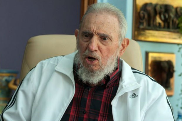 Фидел Кастро с поява публично опровергава слуховете, че е зле