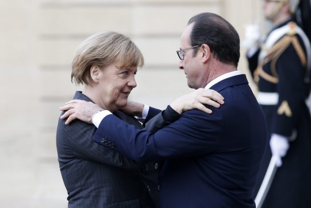 Меркел и Оланд готови за нови преговори с Гърция