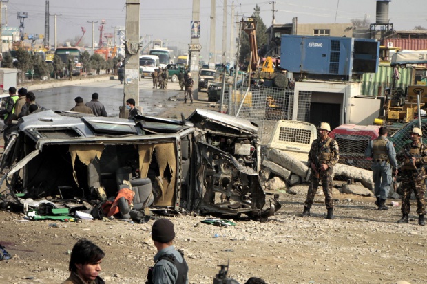 Трима чужденци са ранени при самоубийствен атентат в Кабул