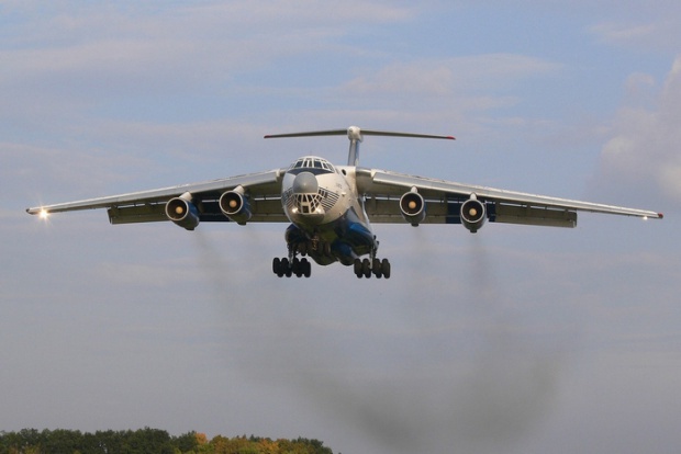 Мълния удари самолет след излитането му