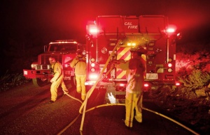 Масова евакуация в Калифорния заради пожари