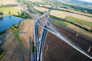 Пуснаха нови 5 км от "Хемус" и пътен възел "Белокопитово"