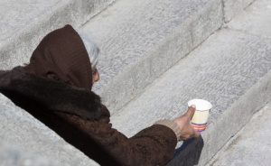 В Швеция се извиняват на туристите заради българските и румънски просяци