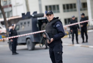 Стрелба по американското консулство в Истанбул, има задържан