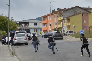 Отново терор в Турция: Четирима полицаи загинаха при атака в Шърнак