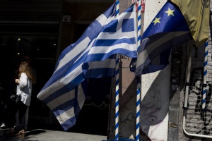 ЕС предвижда: Гърция изпада в дълбока депресия