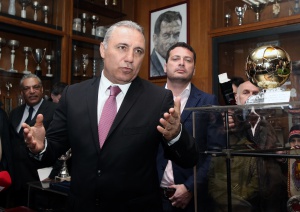 Луис ван Гаал отговори на Стоичков