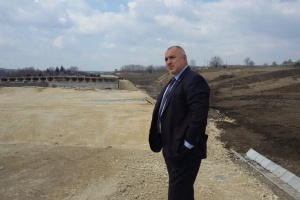 Борисов: Ние всеки ден строим нови пътища, а вие не си гледате децата!